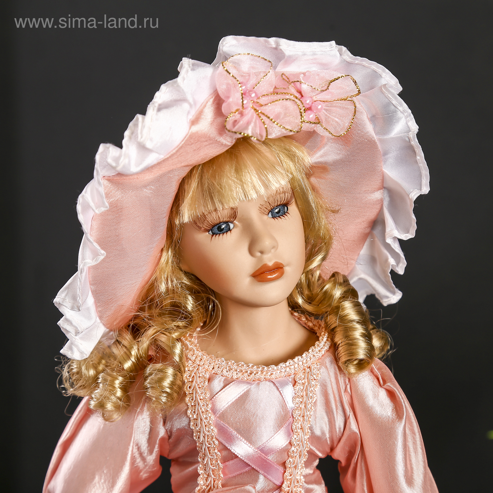 Большая куклы цена куклы. Кукла фарфоровая. Фарфоровые куклы коллекционные. Красивые фарфоровые куклы. Керамические куклы коллекционные.