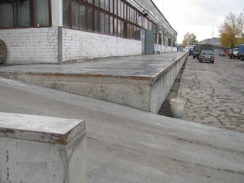 Устройство бетонного пандуса